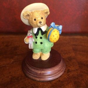 Dept 56 The Upstairs Downstairs Bears Teddy Marchbanks The Biggest Egg